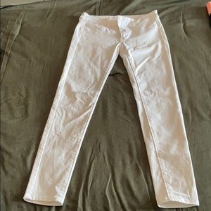 White American Eagle Jeans